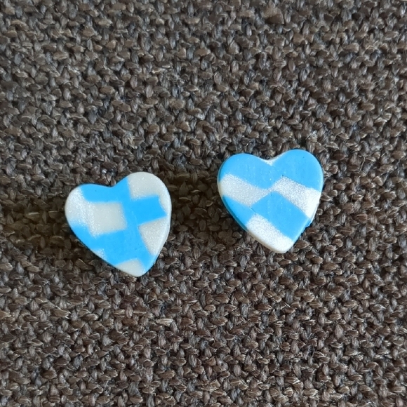 Checker Heart Blue White Stud Earrings - Picture 1 of 3